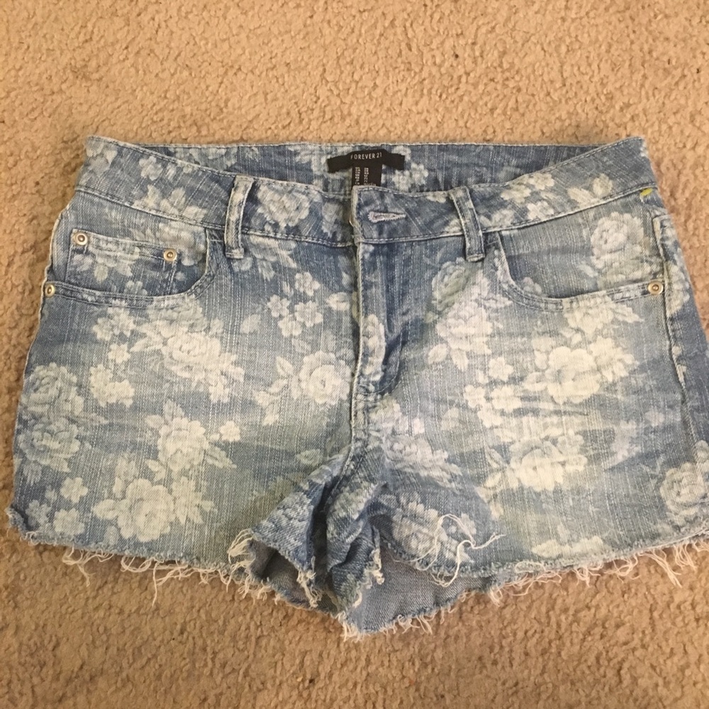 Forever 21 Size 28 Flower Jean Shorts